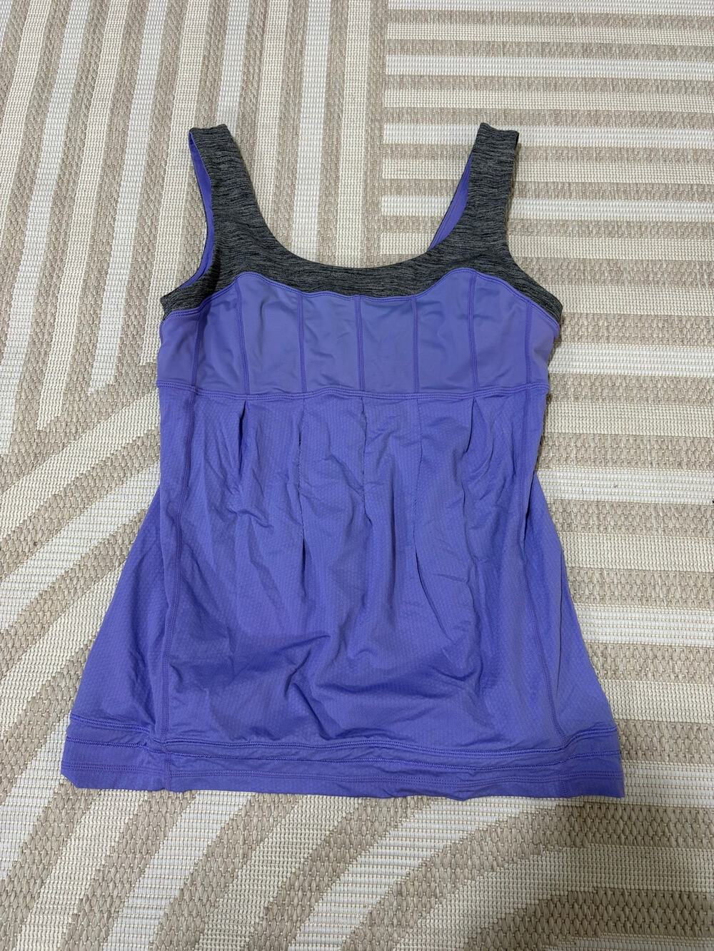 Lululemon Purple Athletic Tank Top Size 8 Women's